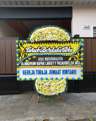 Papan Bunga Duka di Sungai Ulin